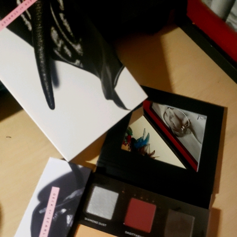 Deck of Scarlet makeup palette in diamond dust